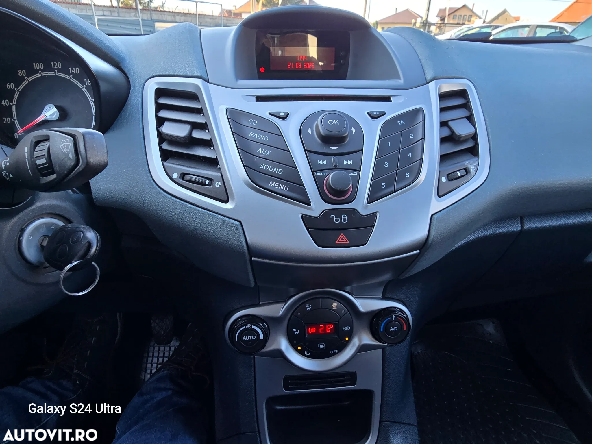 Ford Fiesta 1.25 Celebration - 11