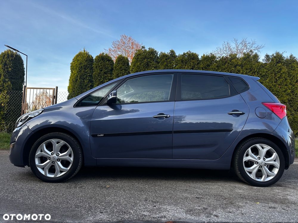 Hyundai ix20 1.4 Premium blue - 6