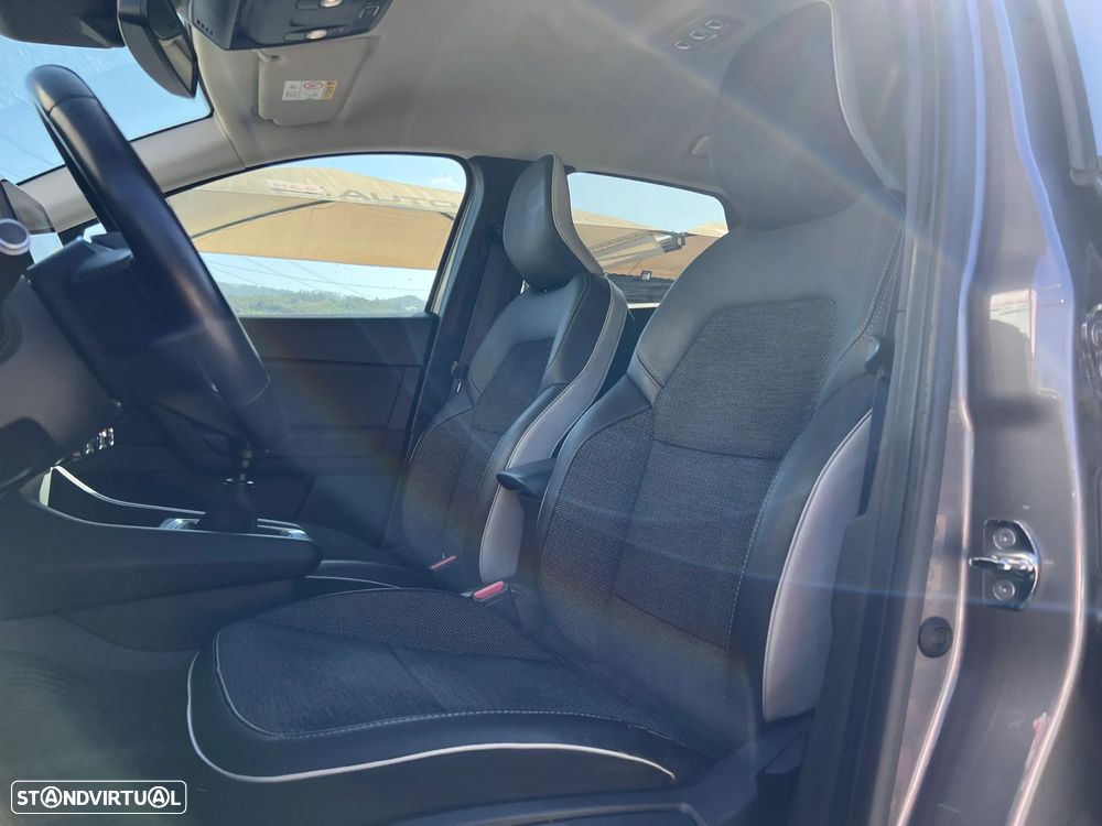Renault Captur TCe 100 INTENS - 9