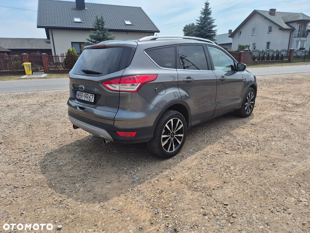 Ford Kuga - 4