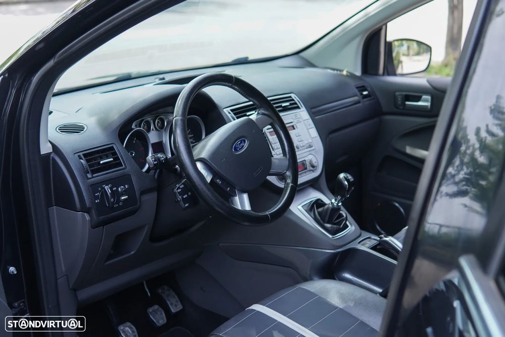 Ford Kuga 2.0 TDCi 2x4 Individual - 42