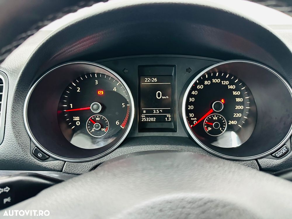 Volkswagen Golf Variant 1.6 TDI DPF 4Motion Comfortline - 22