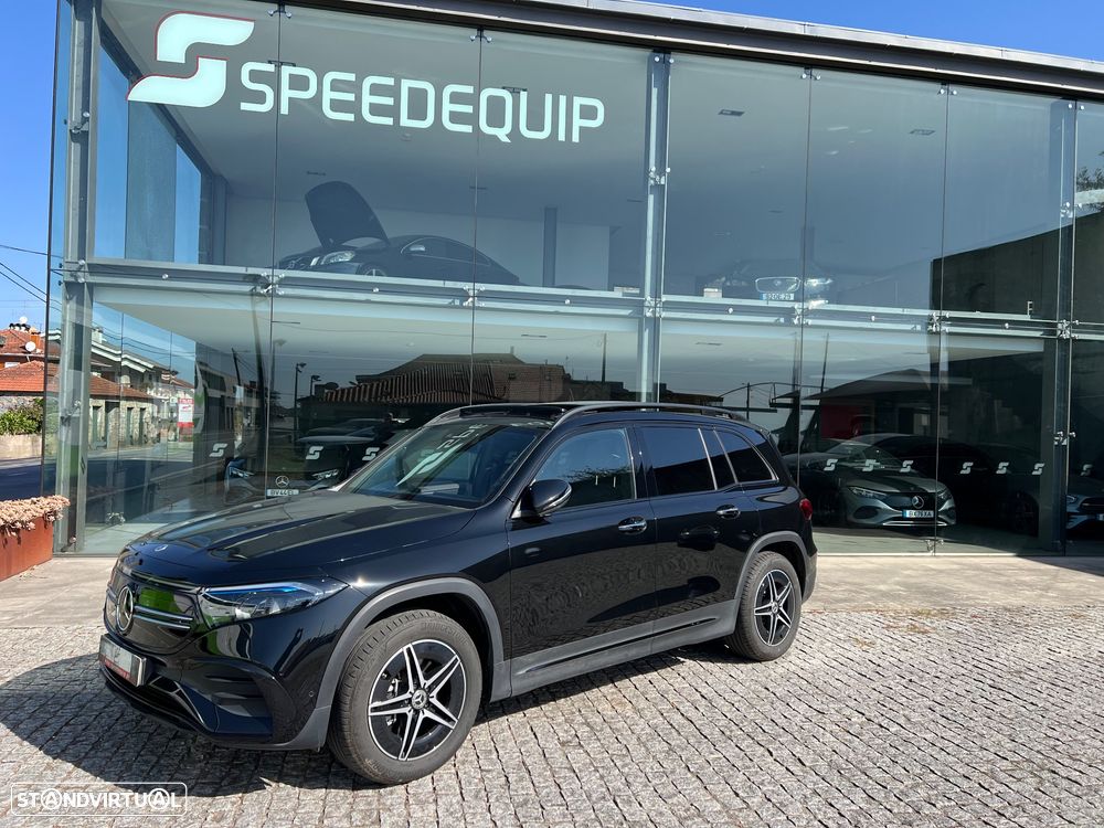 Mercedes-Benz EQB 300 4Matic AMG Line - 1