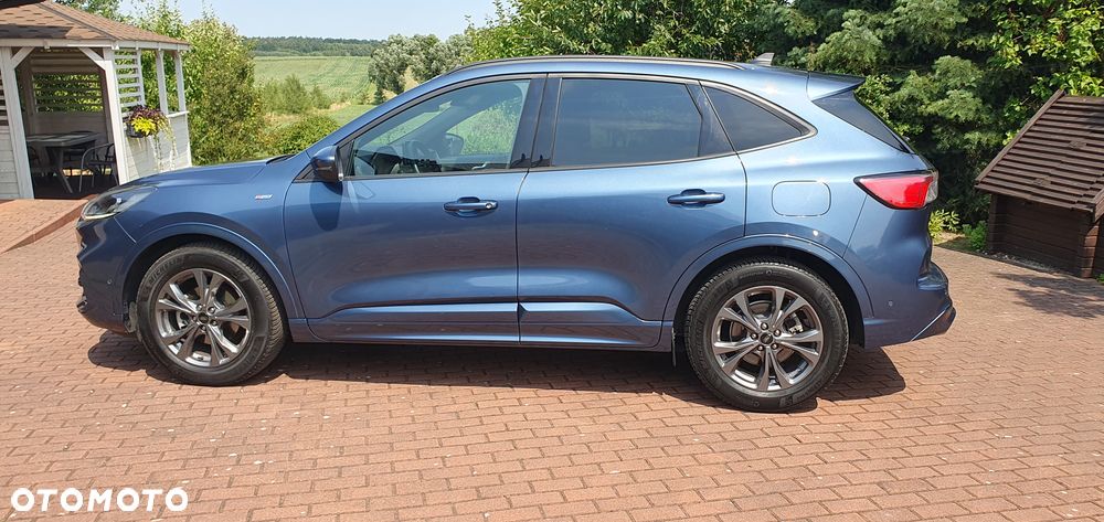 Ford Kuga - 2
