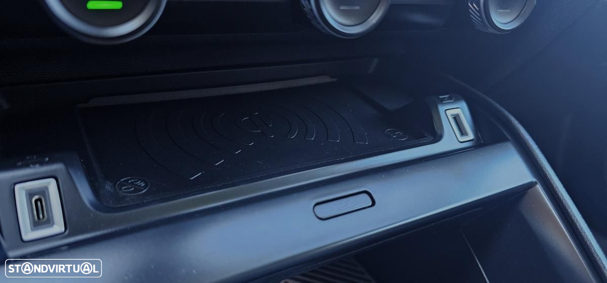 Citroën C4 BlueHDi 130 Stop&Start EAT8 SHINE - 19