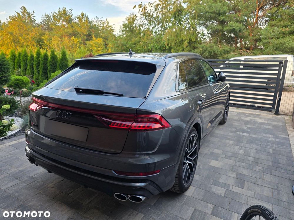 Audi SQ8 - 9