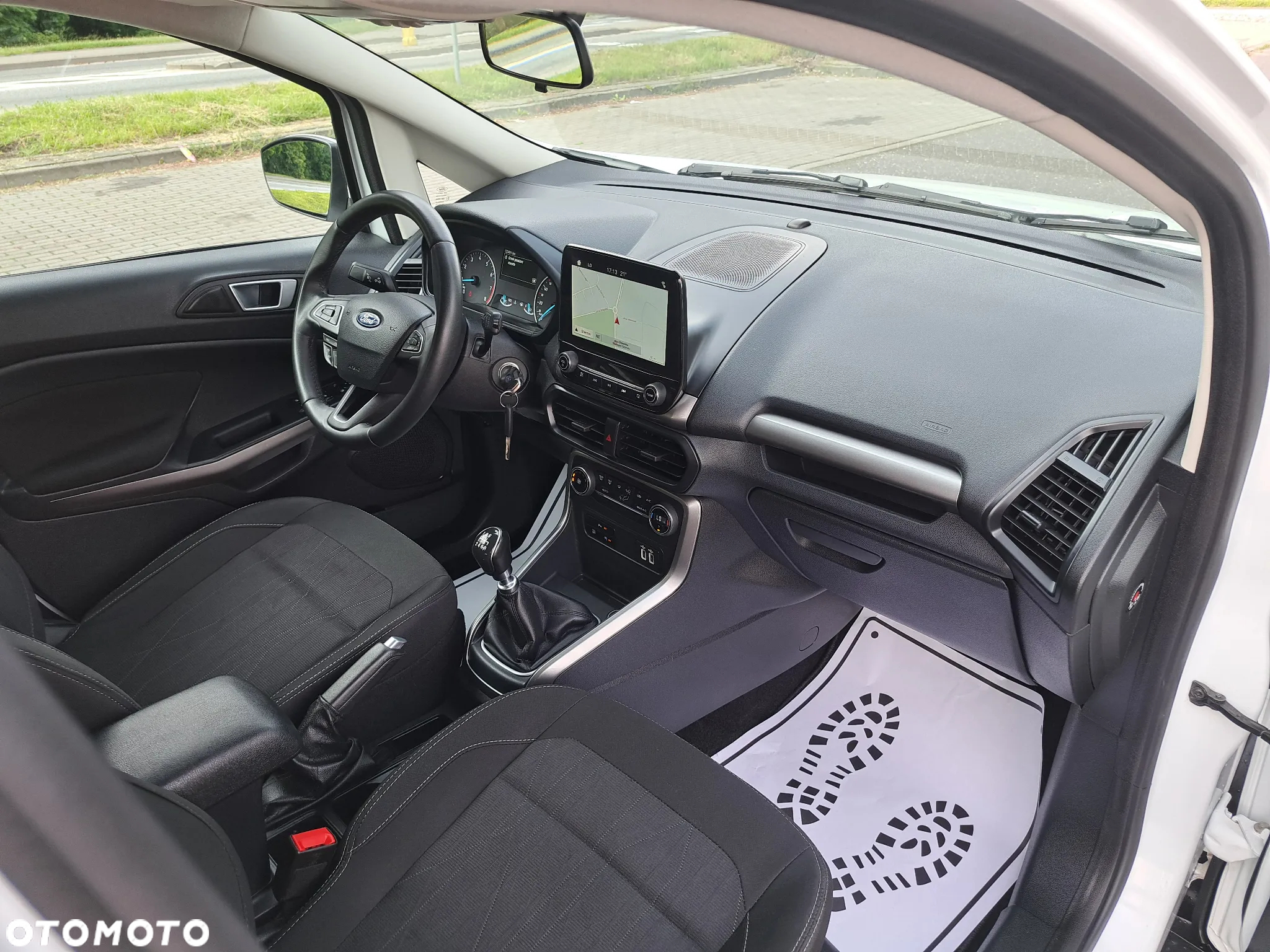Ford EcoSport 1.0 EcoBoost TITANIUM - 24