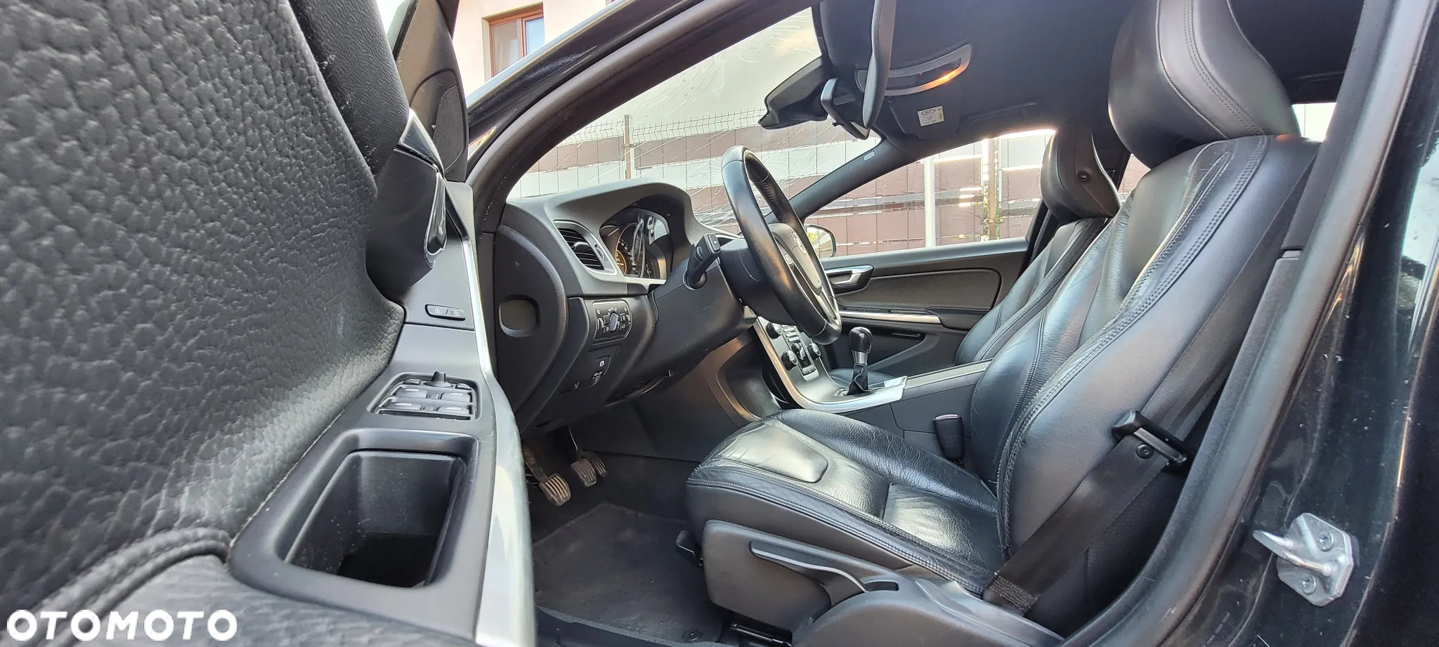 Volvo V60 D2 Kinetic - 11