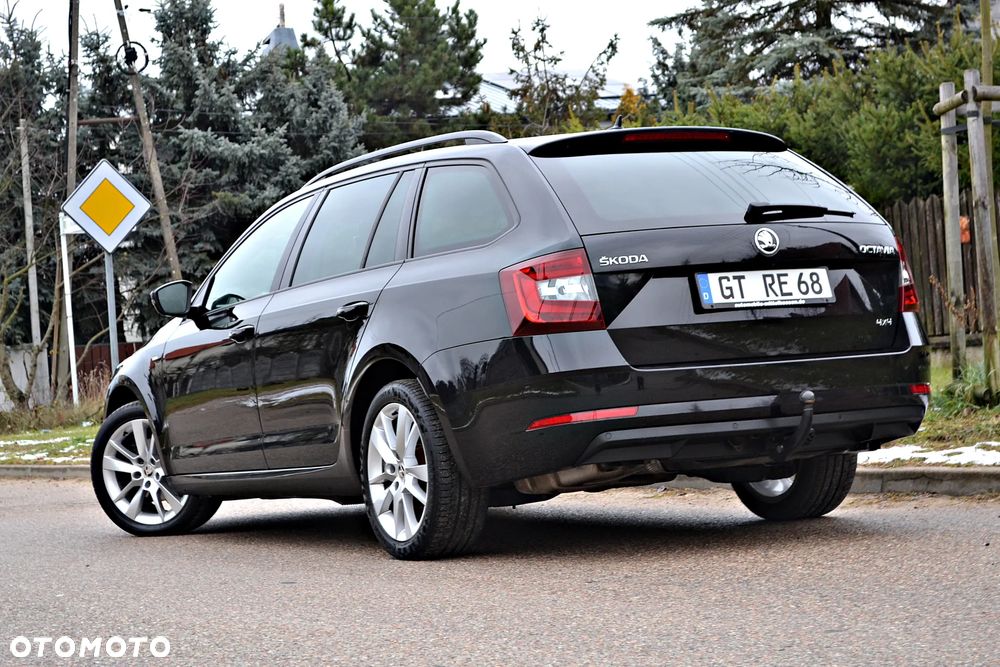 Skoda Octavia 2.0 TDI 4x4 DSG Clever - 9