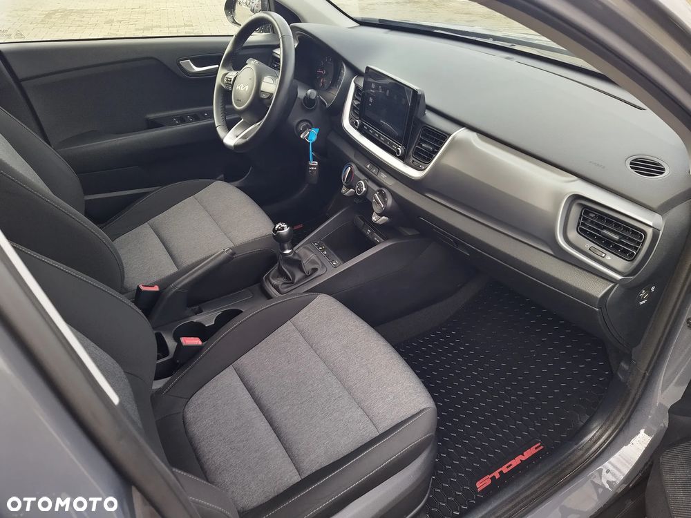 Kia Stonic 1.2 M - 8