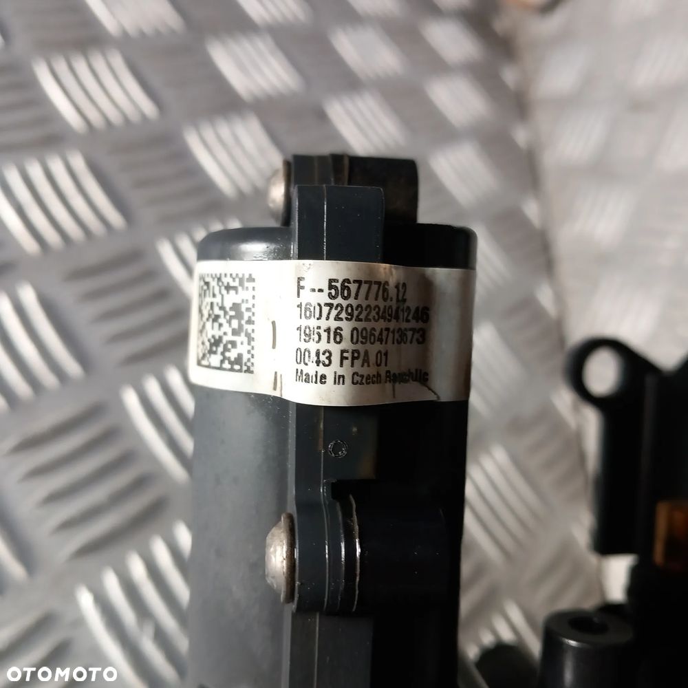AUDI A4 B9 POMPA WODY OBUDOWA TERMOSTATU 06L121111H - 8