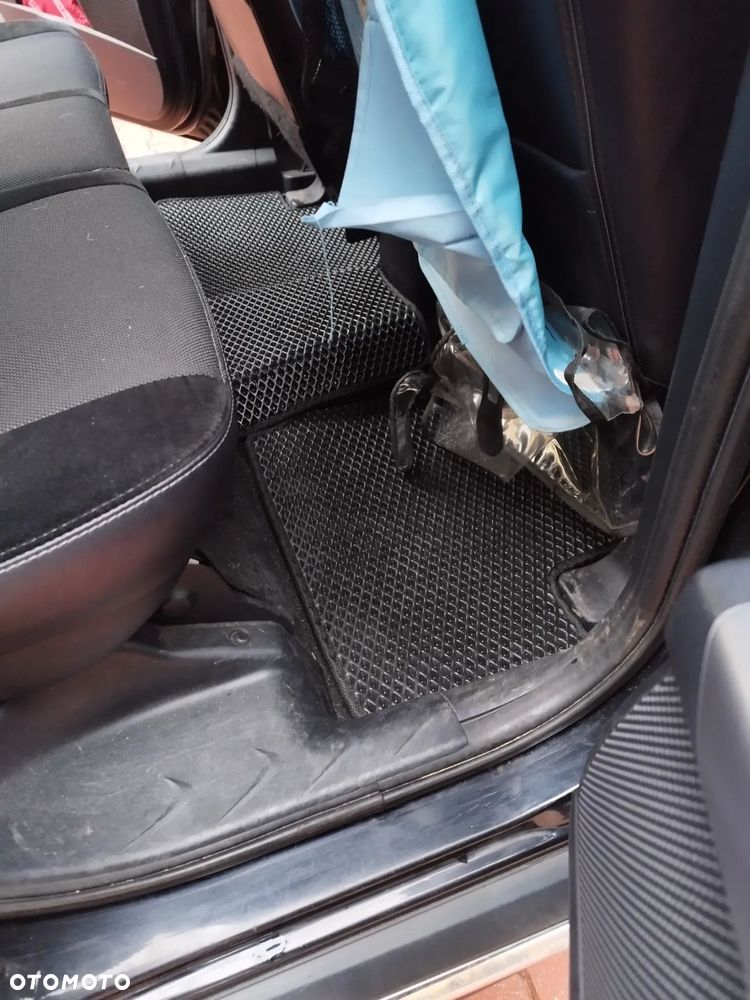 Mitsubishi Outlander 2.2 DID Intense + EU5 - 19