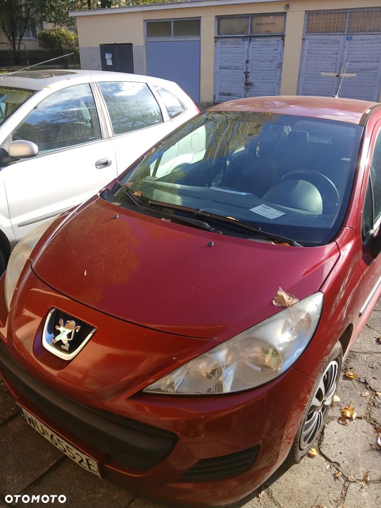 Peugeot 207 2009 photo 2