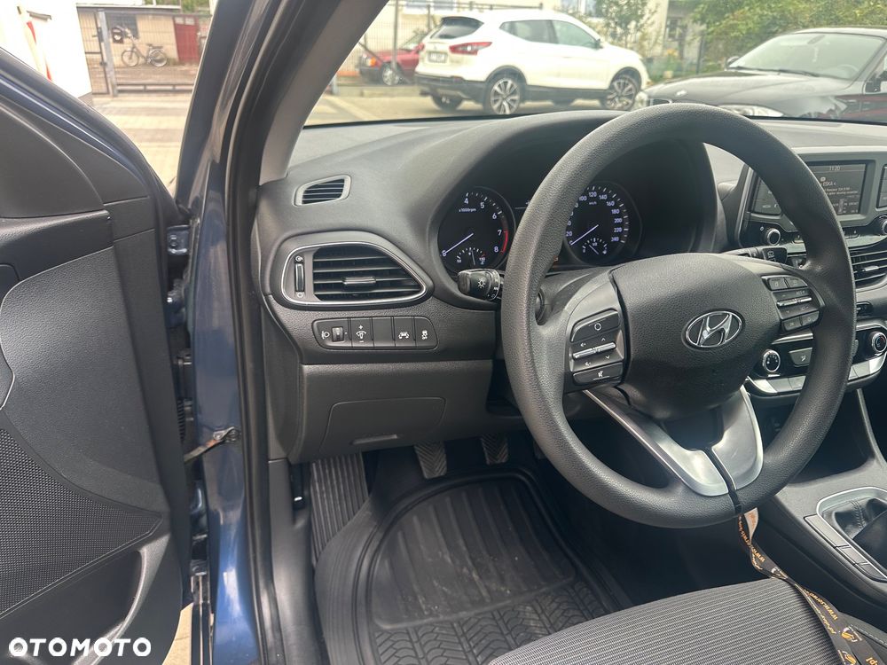 Hyundai i30 - 10
