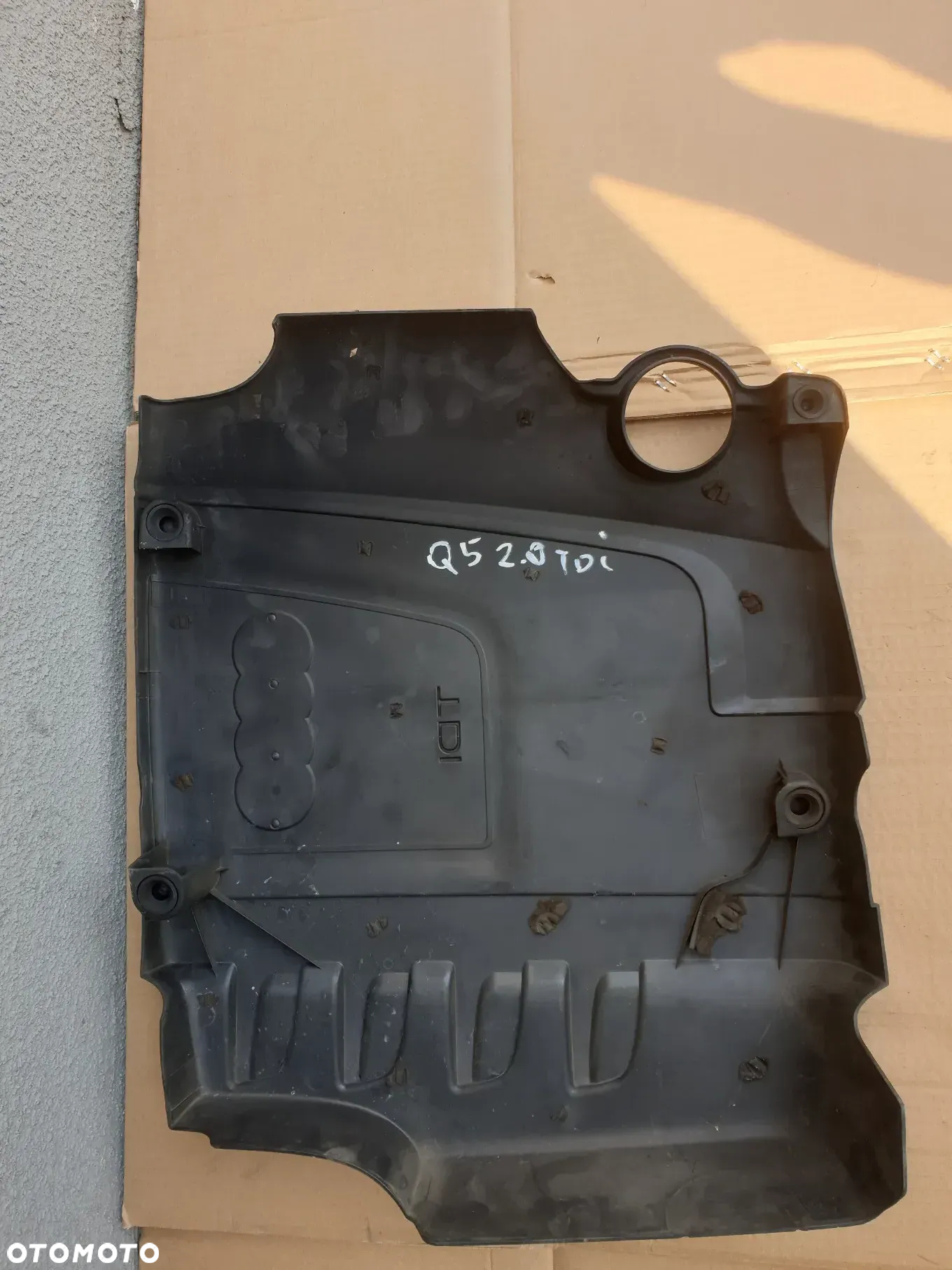 OSŁONA POKRYWA NA SILNIK AUDI Q5 8R 2.0 TDI - 2