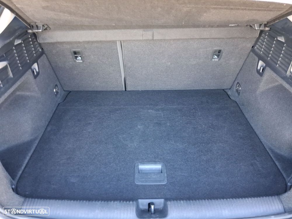 Audi Q2 30 TFSI Advanced - 17