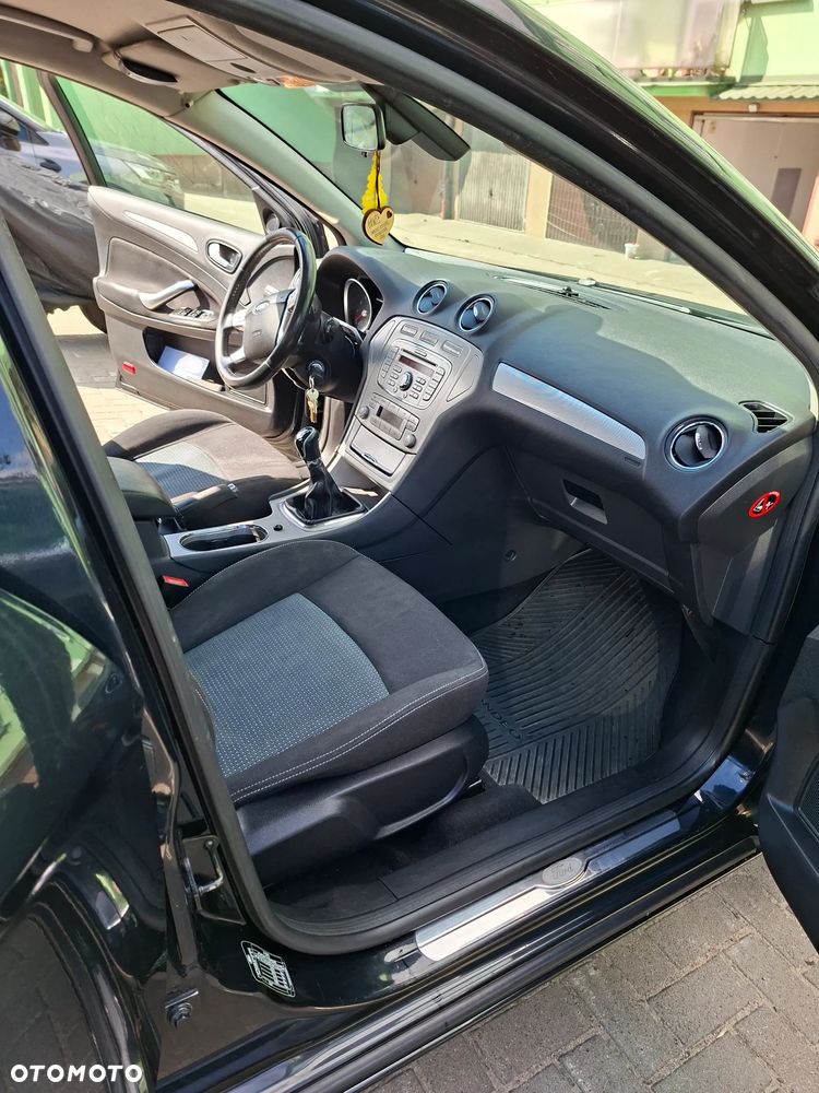 Ford Mondeo 1.6 Trend - 6