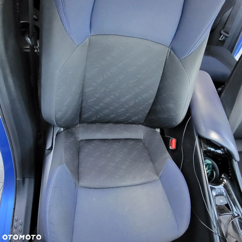 Toyota C-HR 1.8 Hybrid Dynamic - 10