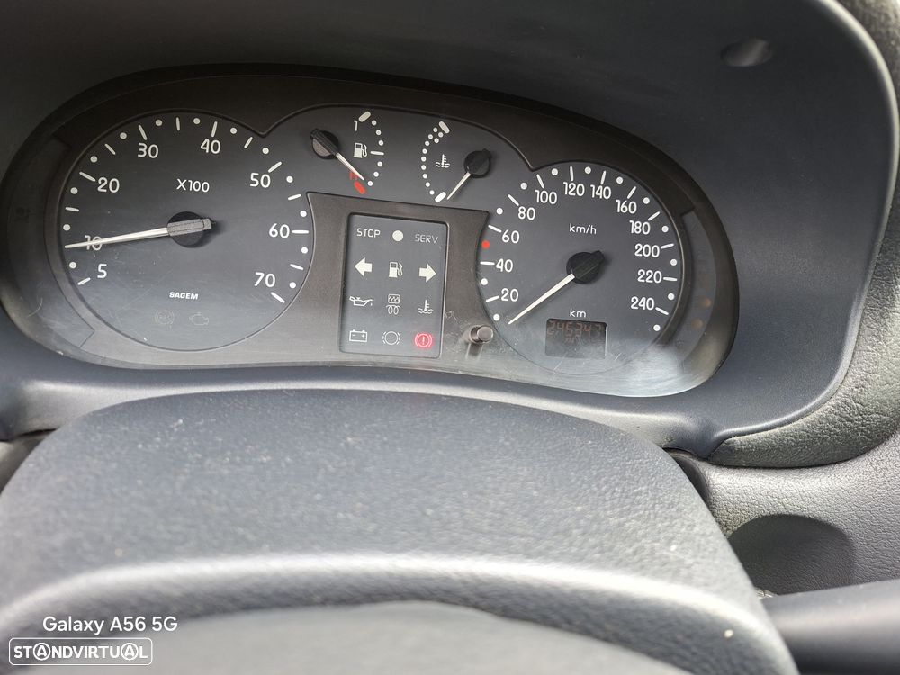 Renault Clio 1.2 RT - 7