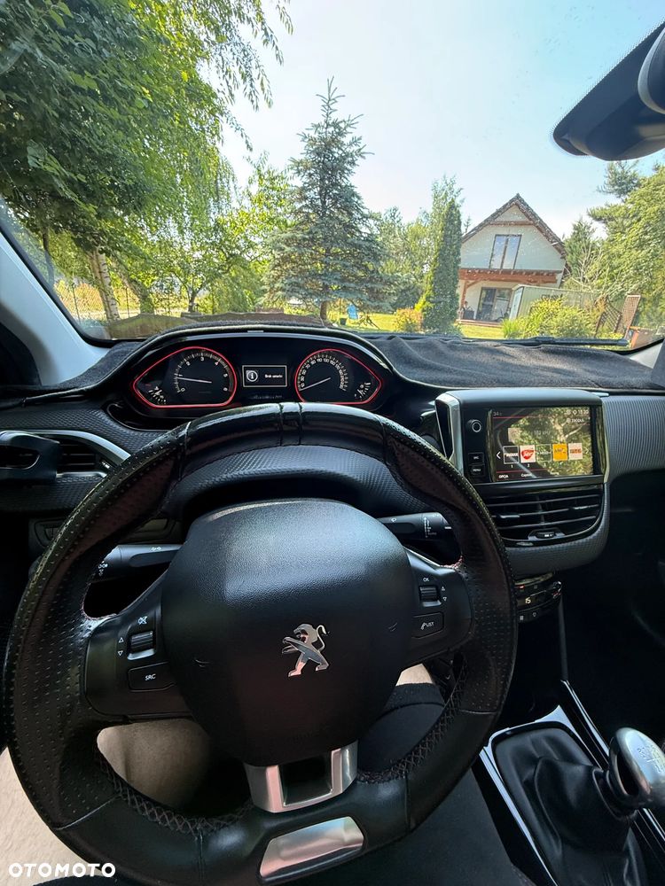 Peugeot 2008 BlueHDi FAP 120 STOP & START GT-Line Edition - 14