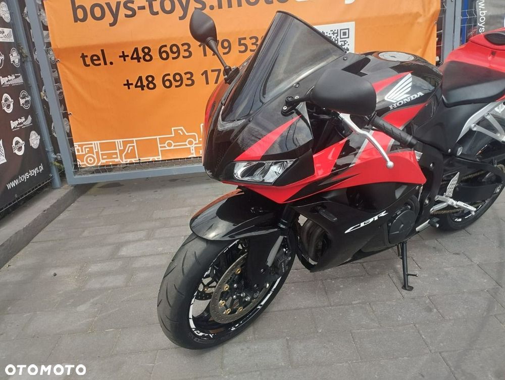 Honda CBR - 9