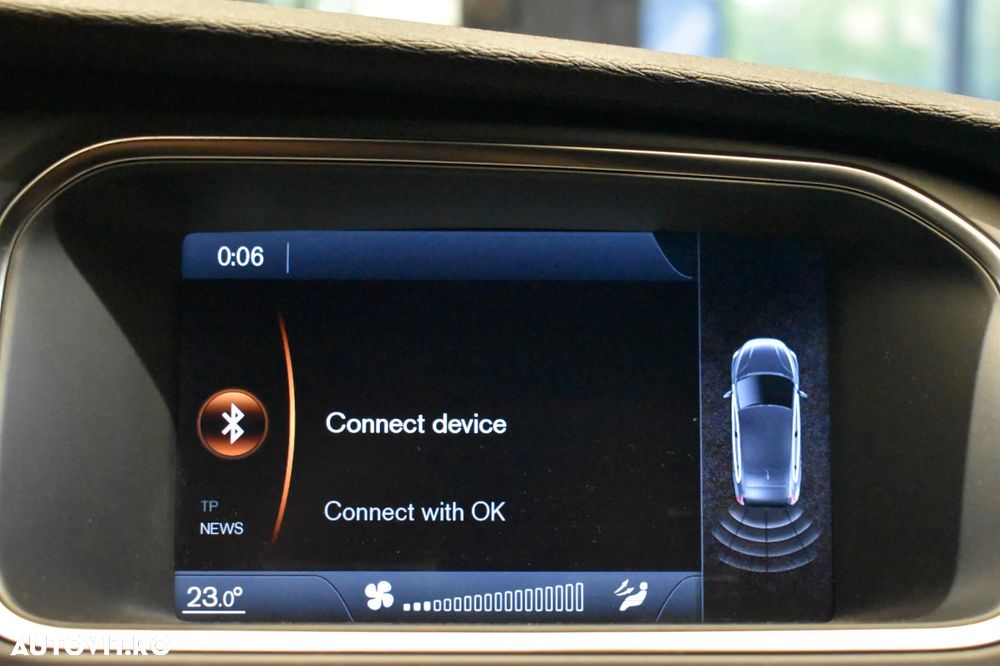 Volvo V40 D3 R-Design - 20