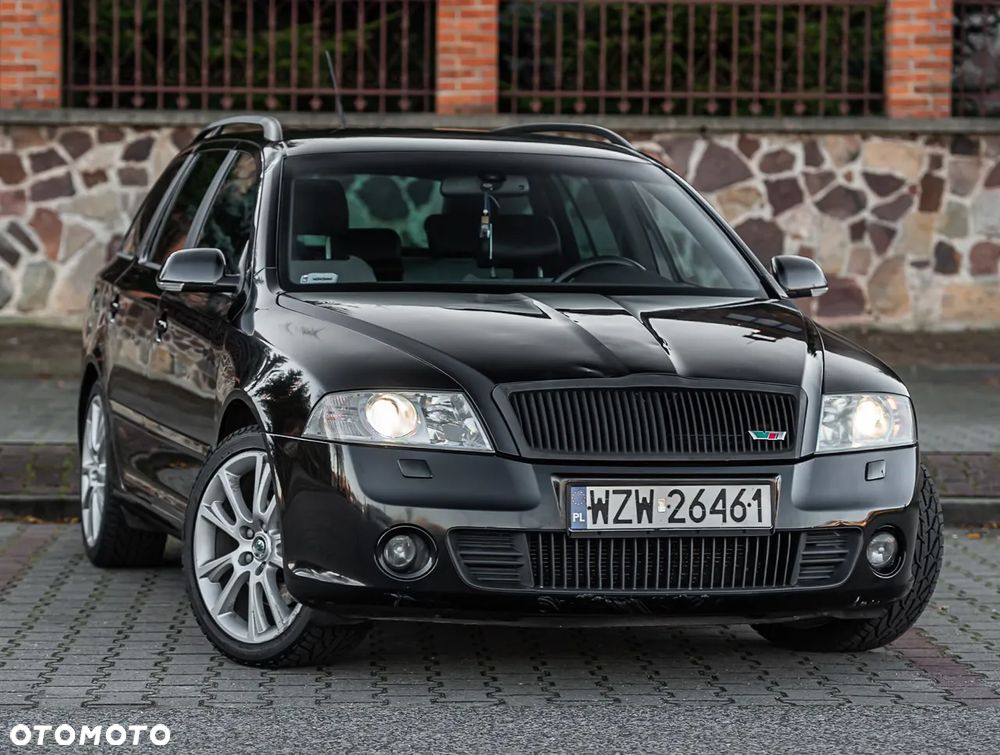 Skoda Octavia Combi 2.0 TDI CR DPF RS - 2