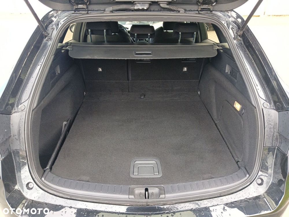 Toyota Corolla 2.0 Hybrid Comfort - 11