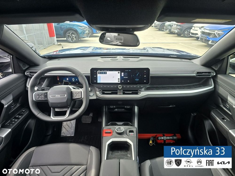 Jeep Compass - 12
