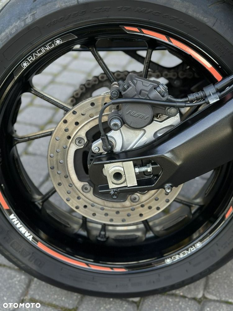 Yamaha MT - 19