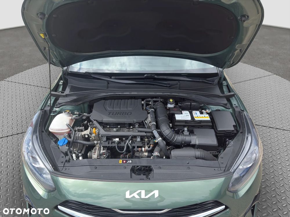 Kia Ceed 1.5 T-GDI M DCT - 23
