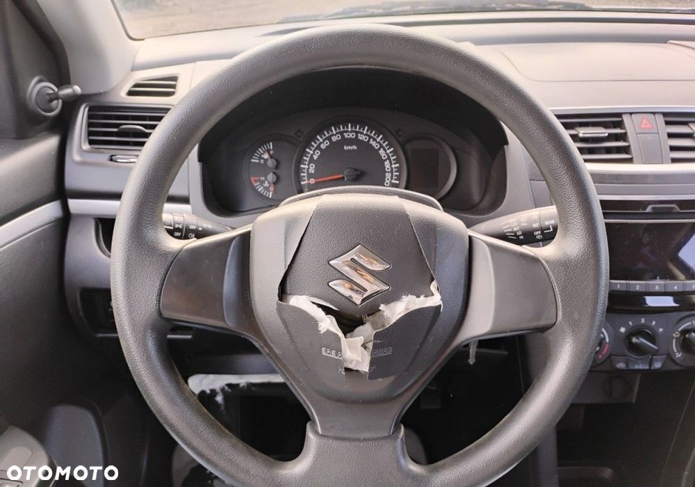 Suzuki Swift - 12