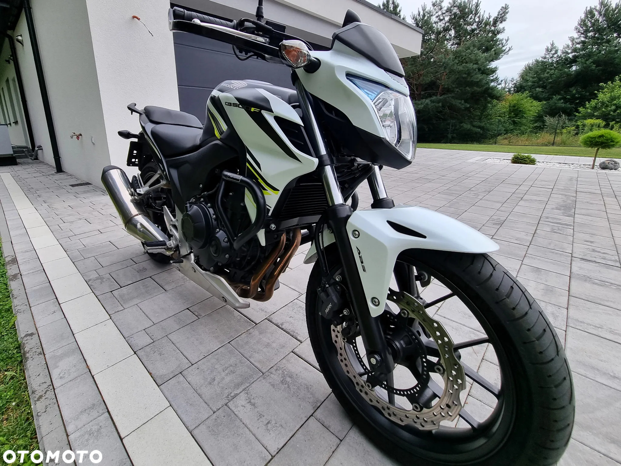 Honda CB - 2