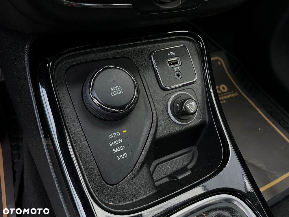 Jeep Compass 1.4 TMair Limited 4WD S&S - 30