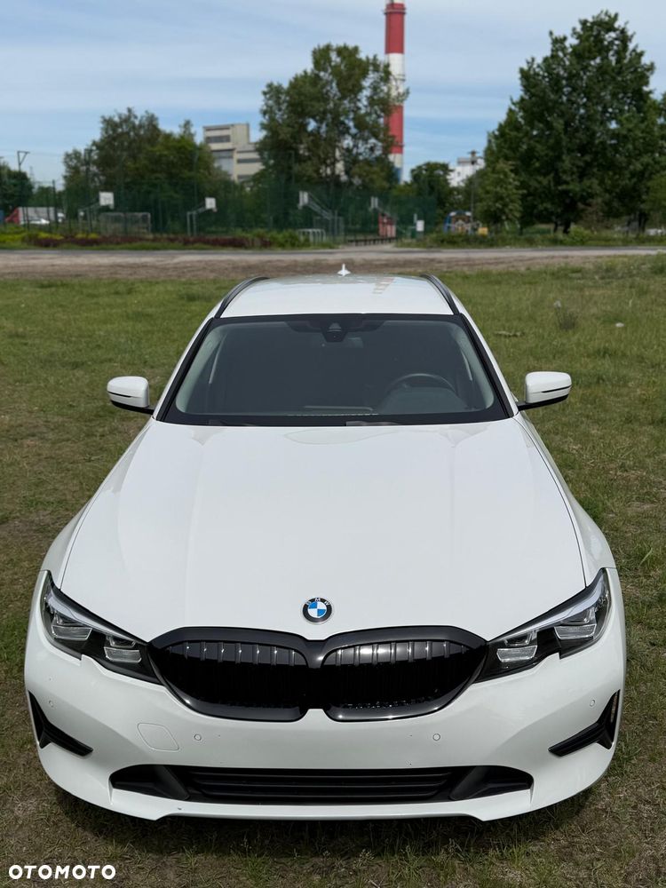 BMW Seria 3 318d - 2