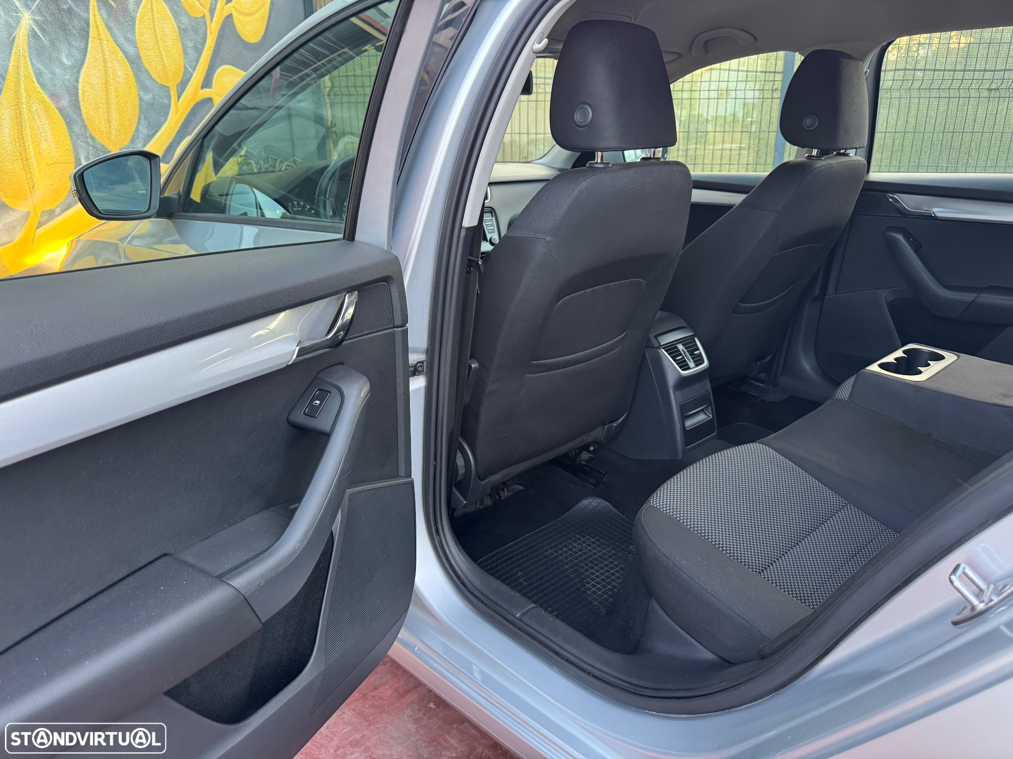 Skoda Octavia Break 1.6 TDi Ambiente DSG - 7