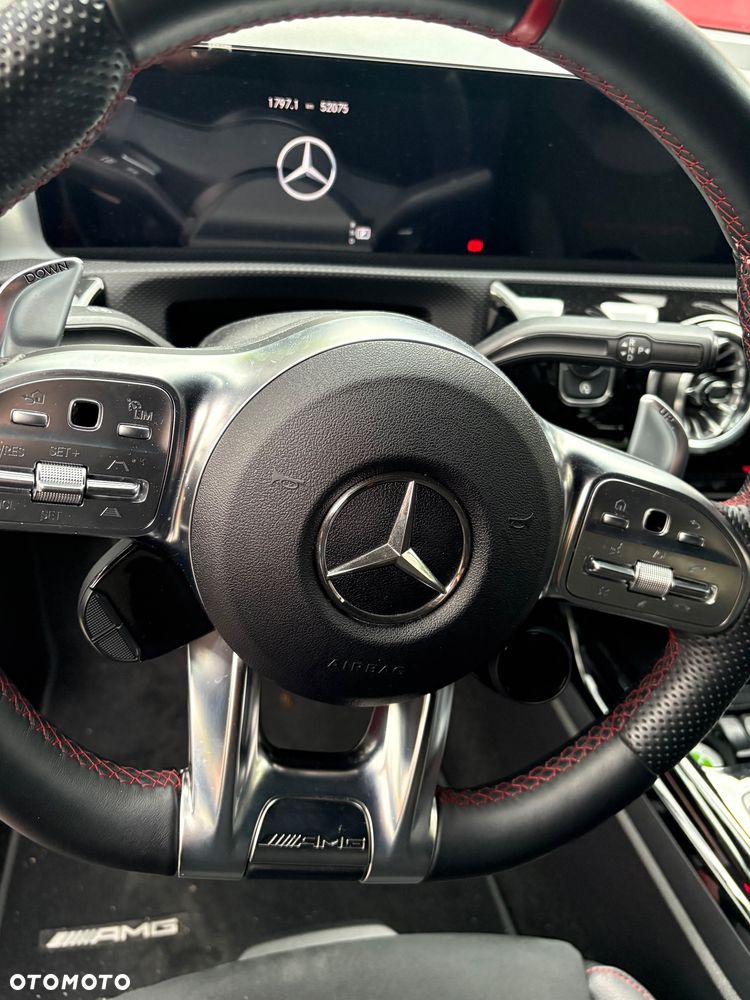 Mercedes-Benz CLA AMG 35 4-Matic 7G-DCT - 22