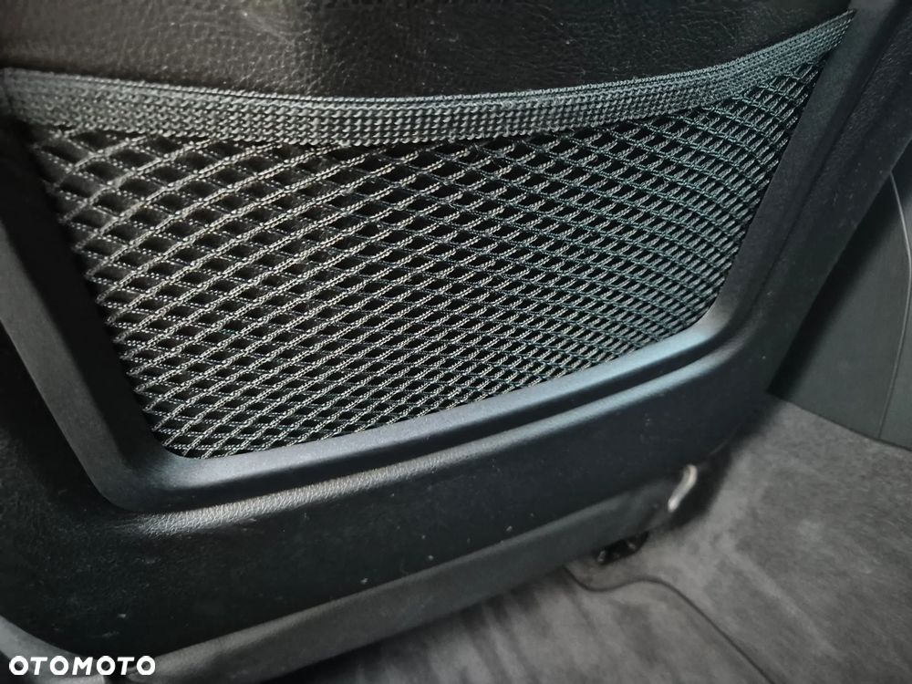 BMW Seria 3 - 35