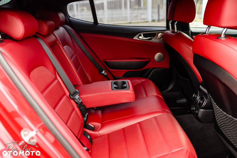 Kia Stinger 2.0 T-GDI GT Line - 38