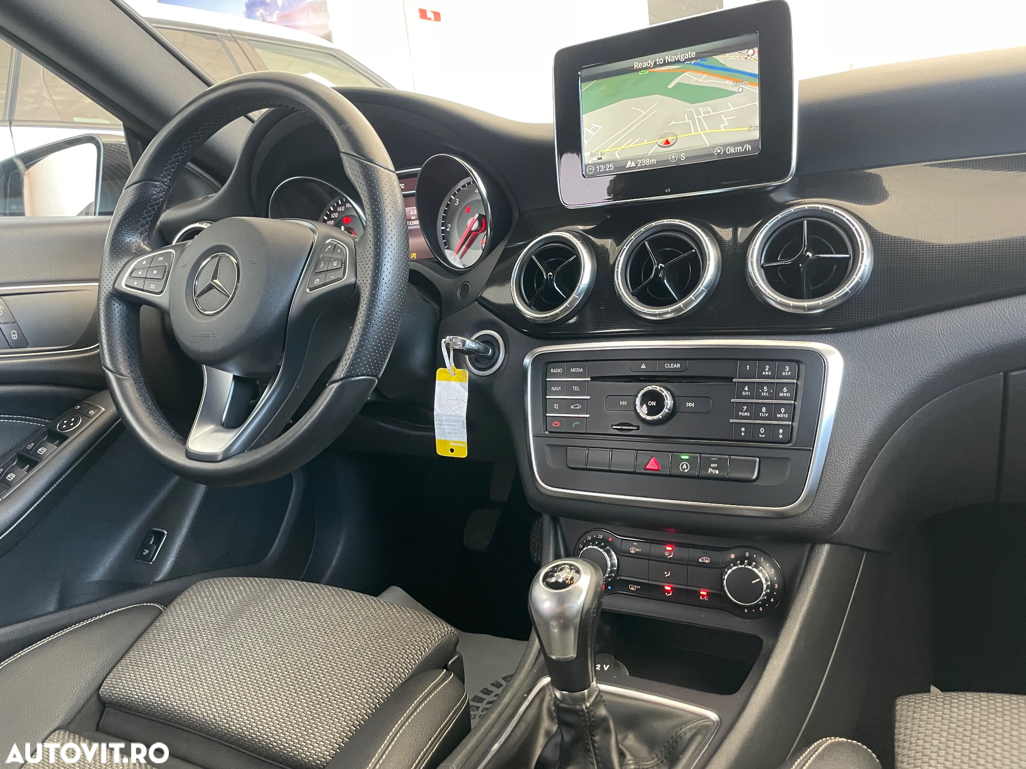 Mercedes-Benz CLA 180 d SB - 9