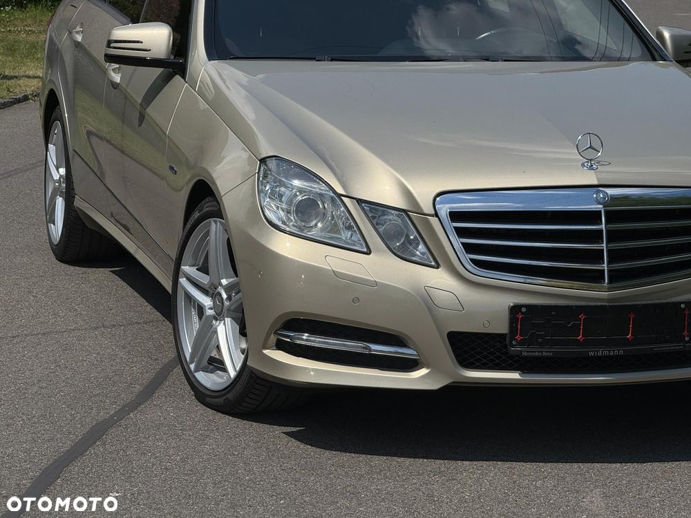 Mercedes-Benz Klasa E 350 CDI DPF 4Matic BlueEFFICIENCY 7G-TRONIC Avantgarde - 3