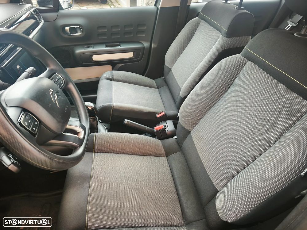 Citroën C3 1.2 PureTech Shine - 21