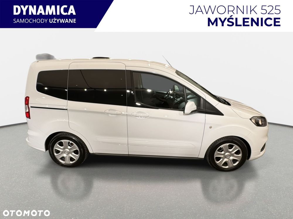 Ford Tourneo Courier - 9