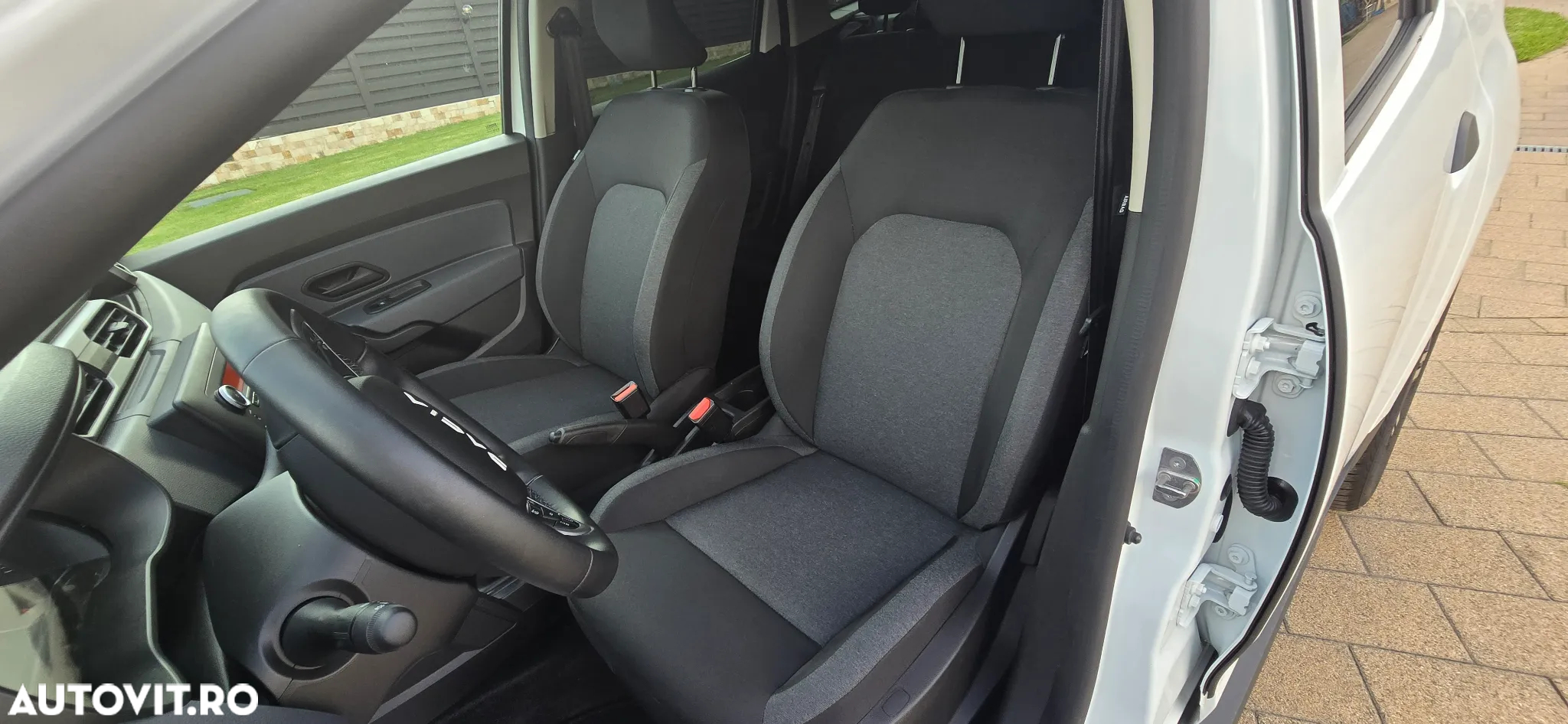 Dacia Duster TCe 100 2WD Comfort - 17