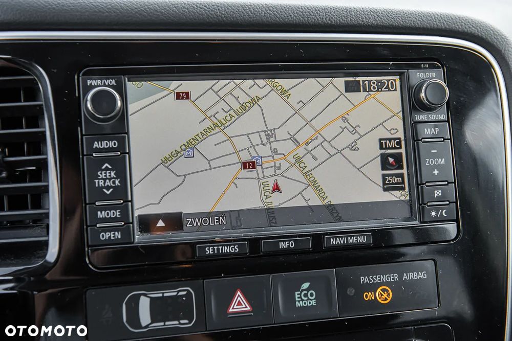 Mitsubishi Outlander - 20