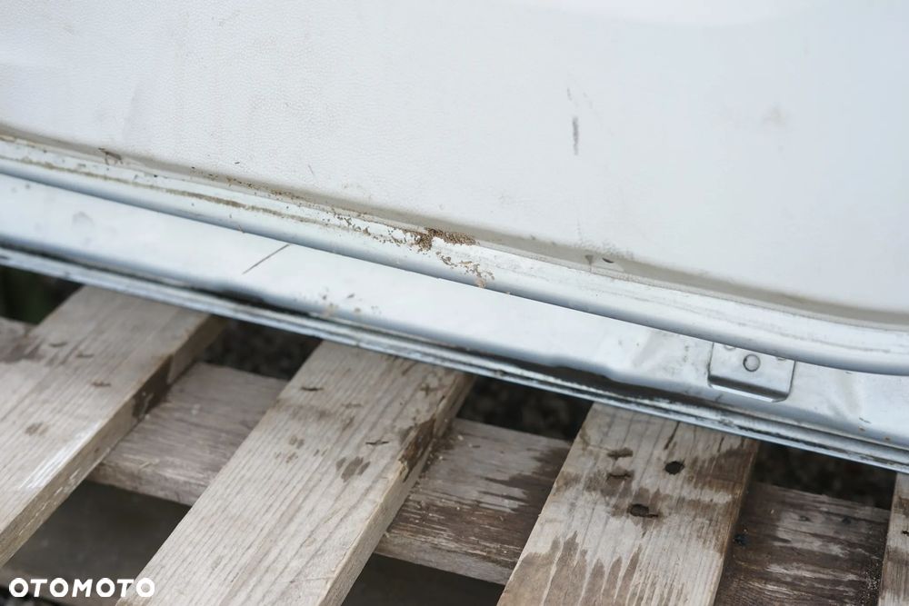 Drzwi przód przednie prawe Skoda Roomster 9452 - 19