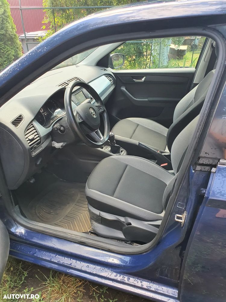 Skoda Fabia 1.0 Active - 4