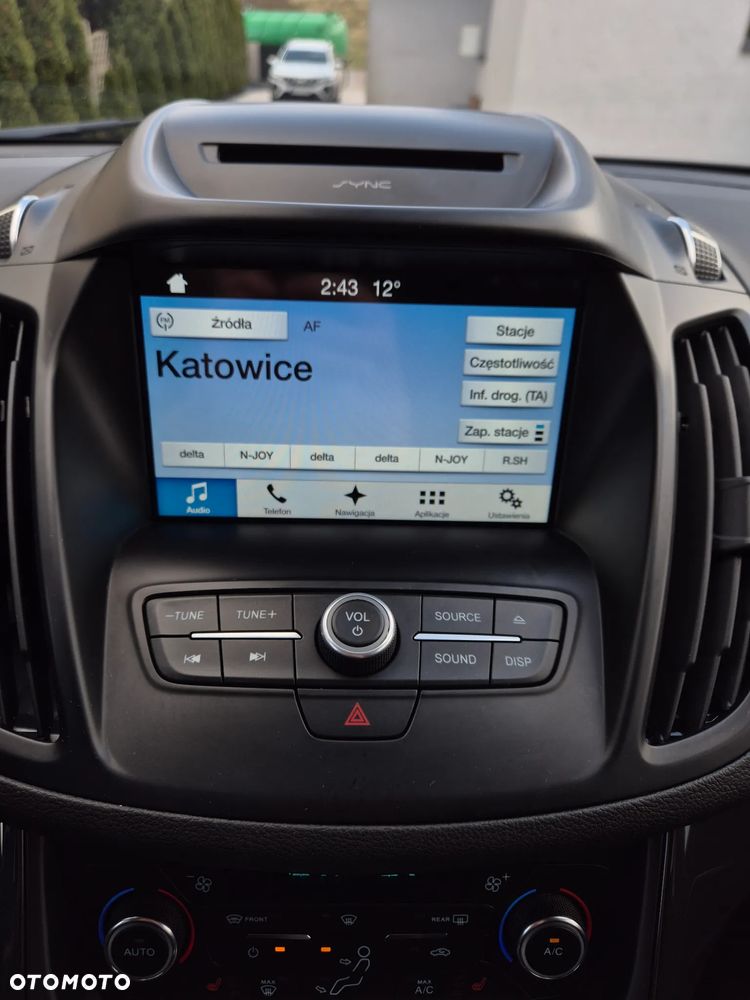 Ford Kuga 1.5 EcoBoost 2x4 Titanium - 13