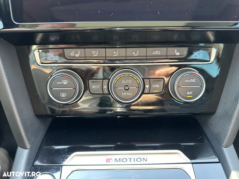 Volkswagen Passat 2.0 TDI DSG 4Motion Highline - 18