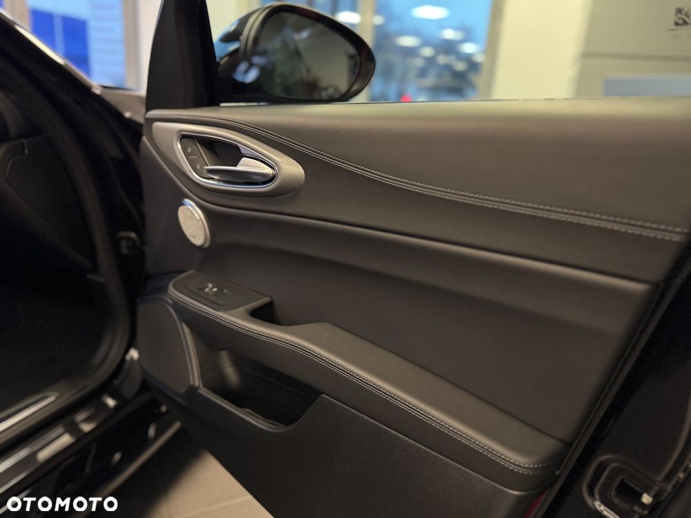 Alfa Romeo Giulia 2.0 Turbo Veloce Q4 - 26